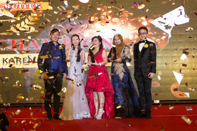 10_Award_opt
